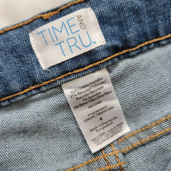 Cuffed Wide Leg Distressed Denim Jean Size 6 Like New - Picture 5 of 8